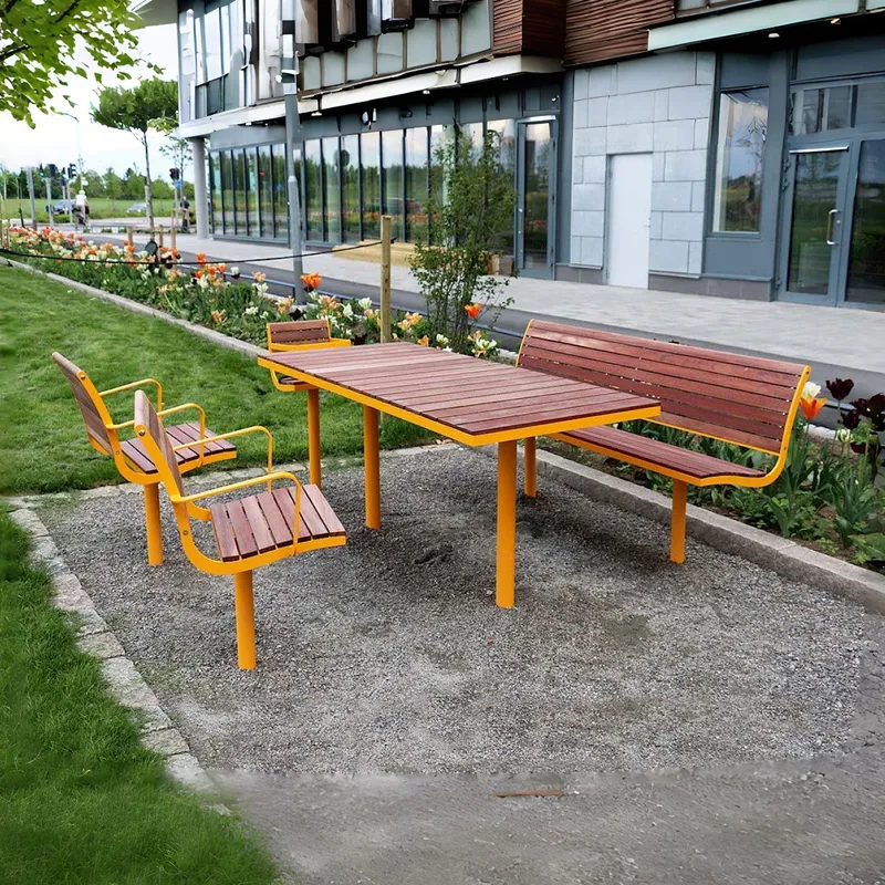 طقم طاولة وكراسي خشبية للحدائق - مراجعة Outdoor Furniture Yellow وسعره