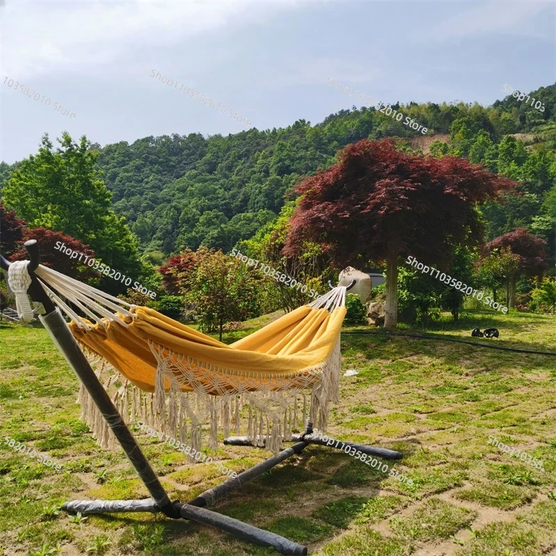 أرجوحة قماشية مزدوجة بتصميم بس - مراجعة Outdoor Furniture Yellow وسعره